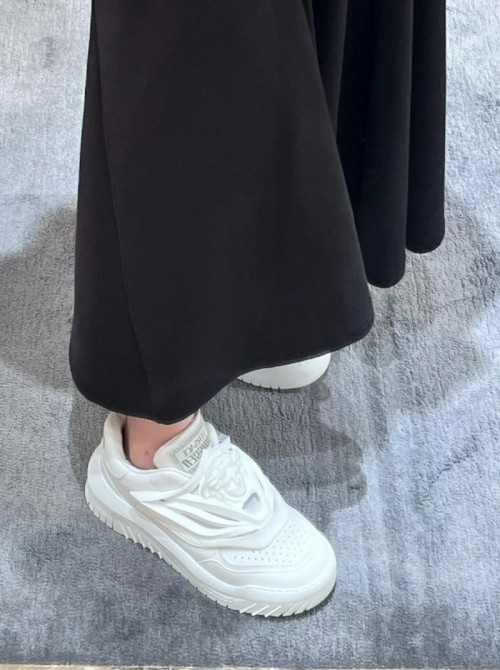 Versace Odissea 飞船鞋 白色还是粉色⁉️_3_Samantha_来自小红书网页版.jpg