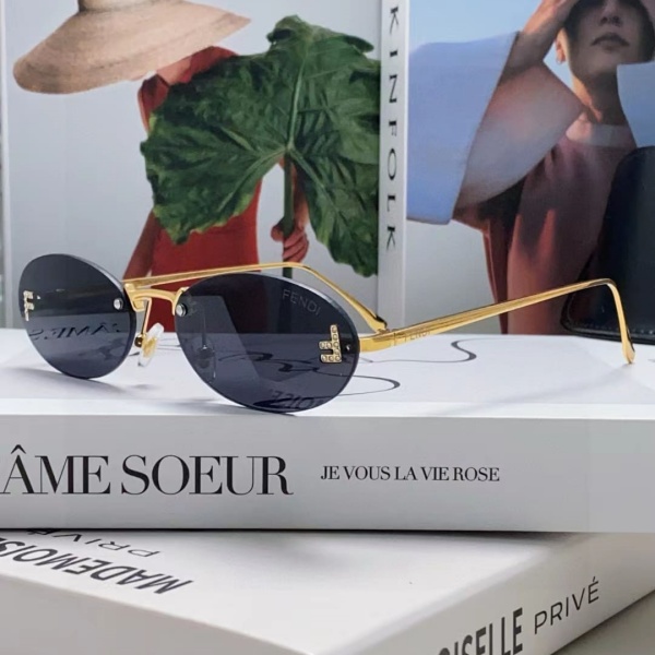 FENDI  Fashion sunglasses 펜디 선글라스