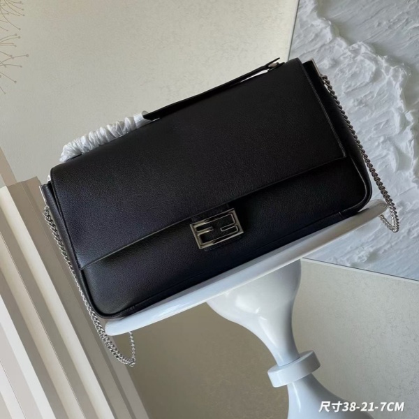 FENDI BAGUETTE F1211#  펜디 크로스백