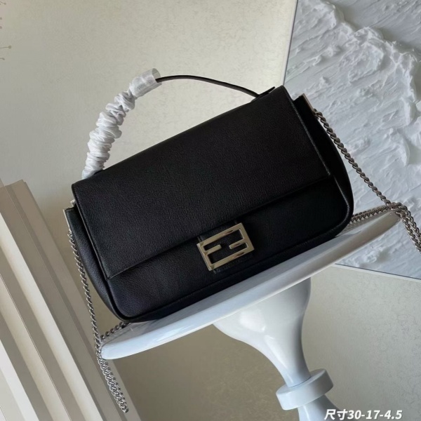 FENDI BAGUETTE F1212#  펜디 크로스백