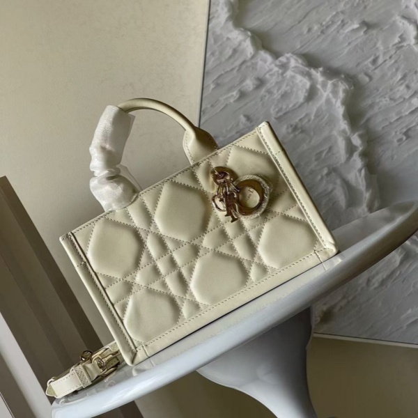 Dior  book tote1259 디올 토트백