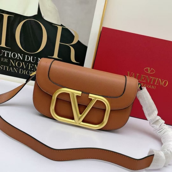 VALENTINO Garavani MAXI 27CM 발렌티노 숄더백