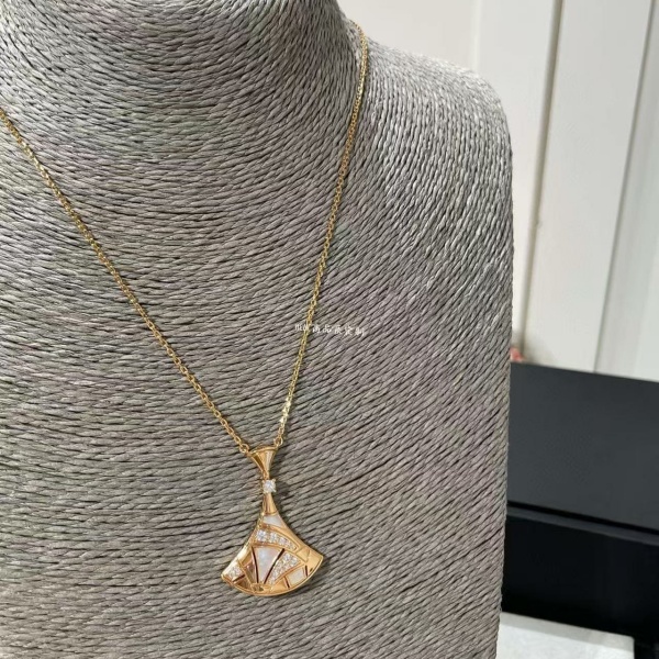 BVLGARI  불가리  목걸이