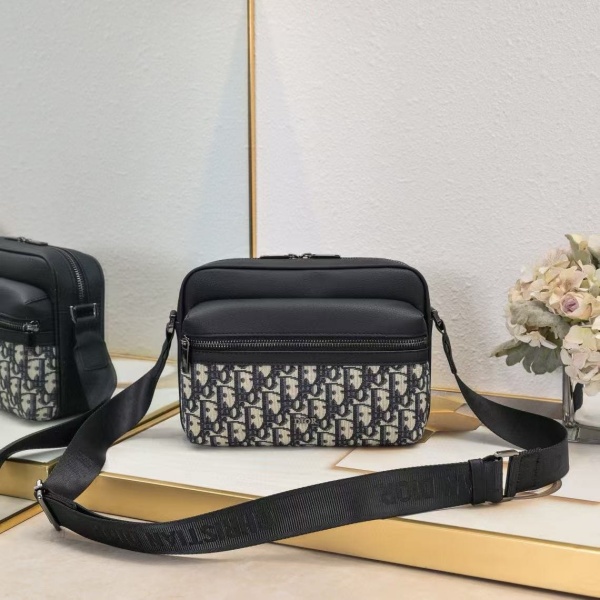 Dior rider2.0 1038 23CM 디올 숄더백