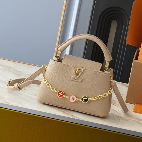 LOUIS VUITTON Capucines M00013  23.5CM 루이비통 숄더백