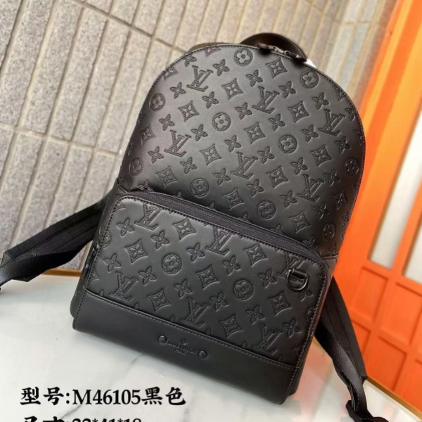 LOUIS VUITTON RACER  M46105 루이비통 백팩