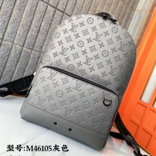 LOUIS VUITTON RACER  M46105 루이비통 백팩