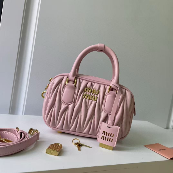 MIU MIU  too pretty Matelasse 5BB123# 19CM 미우 미우 숄더백