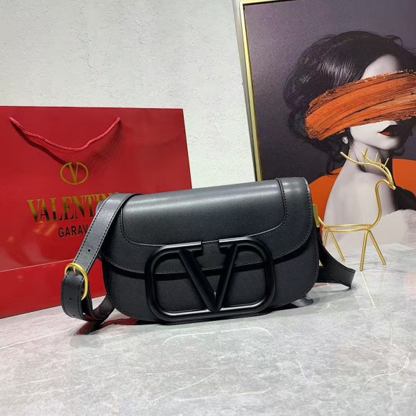 VALENTINO  Garavani MAXI 21036# 27CM 발렌티노 숄더백