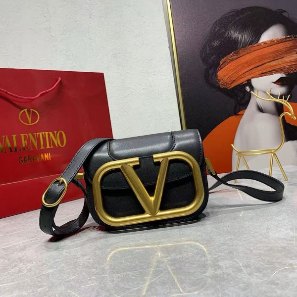 VALENTINO  Garavani MAXI 0021035# 18CM 발렌티노 숄더백