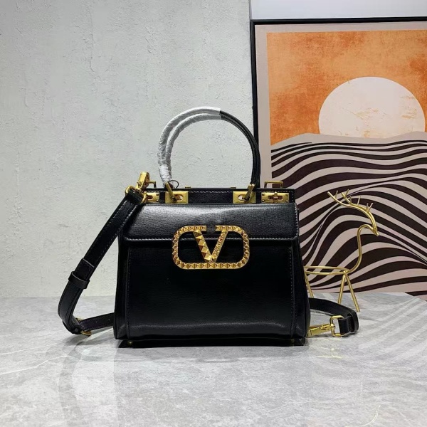 VALENTINO Garavani Rockstud Alcove V00041# 23CM 발렌티노 숄더백