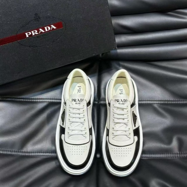 PRADA  프라다  캐주얼 신발