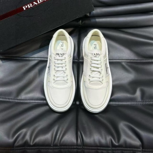 PRADA  프라다  캐주얼 신발