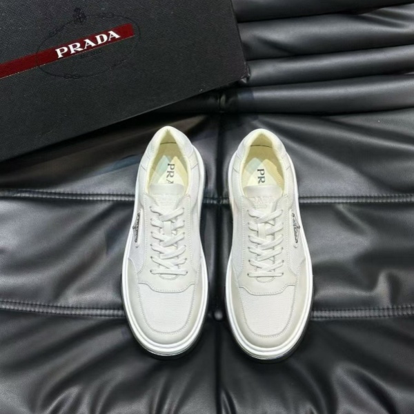 PRADA  프라다  캐주얼 신발