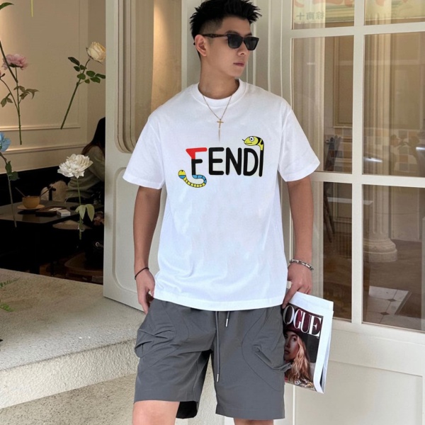 FENDI  펜디  반팔티  남녀공용