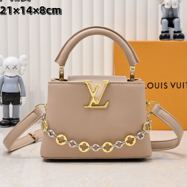 LOUIS VUITTON  Capucines  M12935  루이비통  토트백