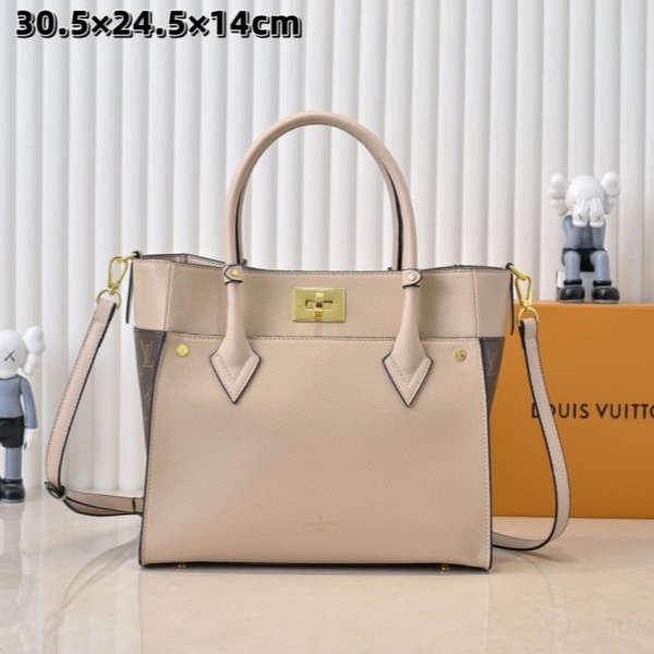 LOUIS VUITTON  On My Side  M53824 30.5CM 루이비통 토트백