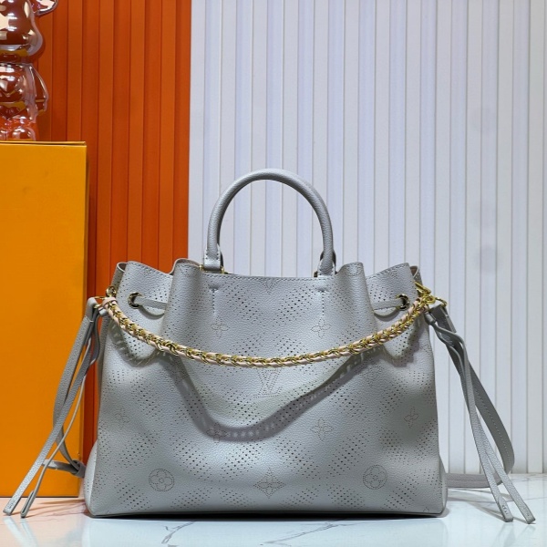 LOUIS VUITTON  BELLA TOTE Flight Mode  M59200  루이비통 토트백