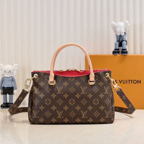 LOUIS VUITTON  PALLAS BB  M41243  루이비통  숄더백
