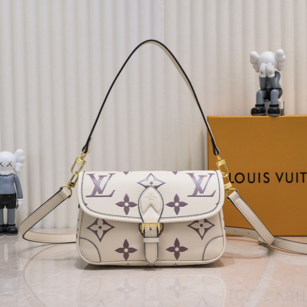LOUIS VUITTON  Diane  M45985  루이비통  크로스백