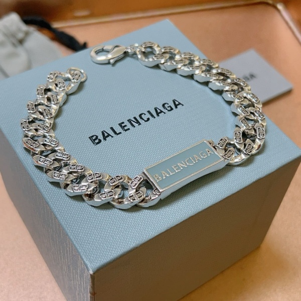 BALENCIAGA   발렌시아가  팔찌