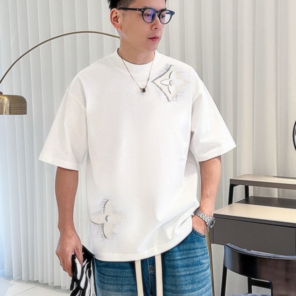 LOUIS VUITTON  루이비통  반팔티 남녀공용
