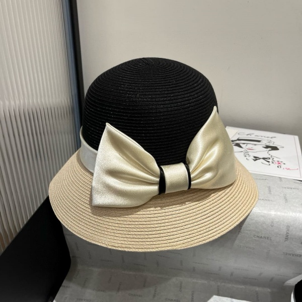 DIOR  디올    모자