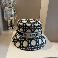 DIOR  디올   사파리 모자
