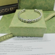 GUCCI  구찌 팔찌