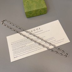 GUCCI  구찌  목걸이