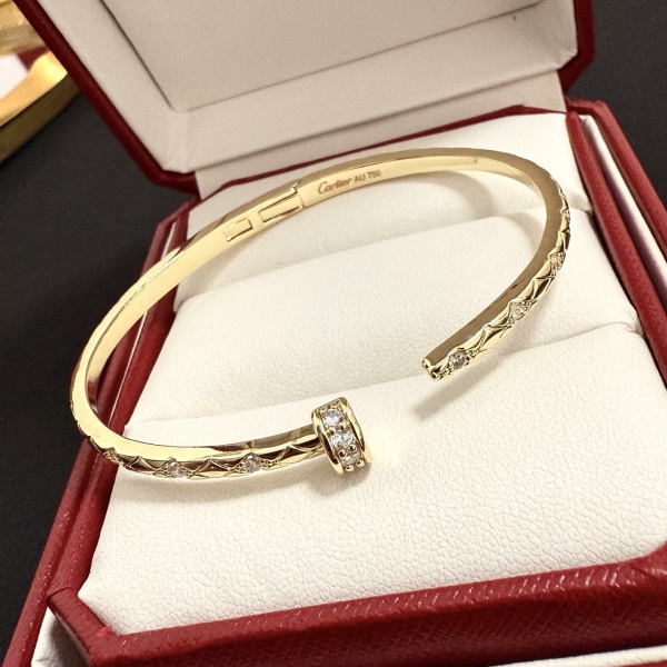 CARTIER  까르띠에  귀걸이