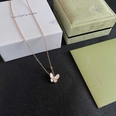 VAN CLEEF＆ARPELS  반클리프아펠 목걸이