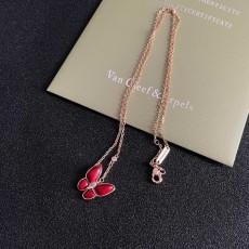 VAN CLEEF＆ARPELS  반클리프아 펠목걸이
