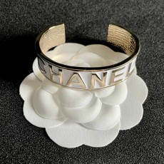 CHANEL  샤넬   팔찌