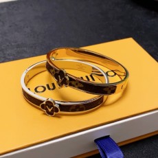 LOUIS VUITTON  루이비통  팔찌